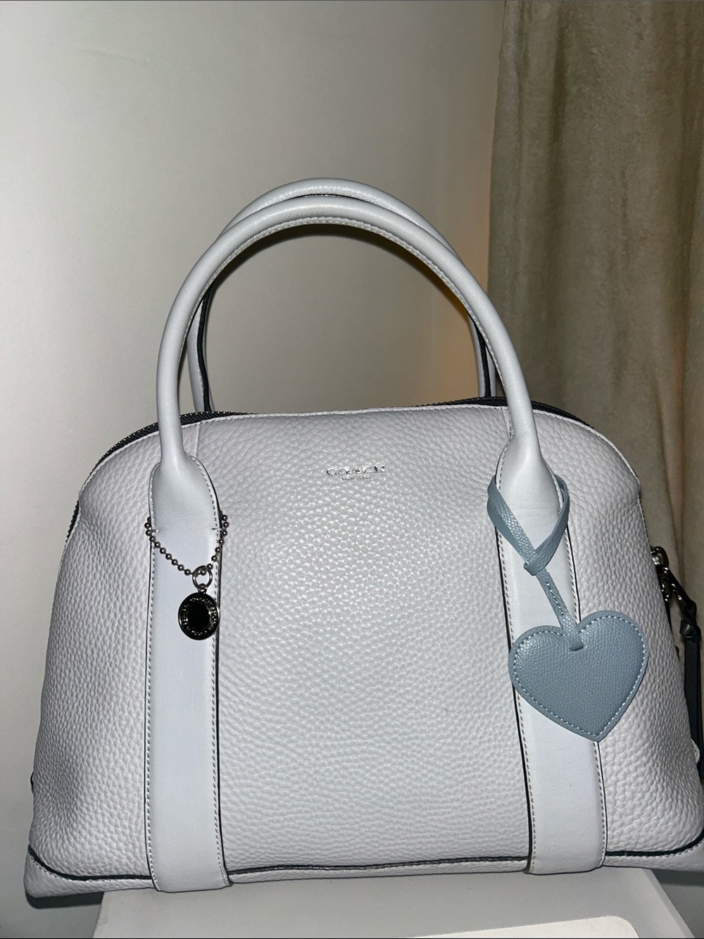 Coach Peyton Satchel w/ Coach metal hangtag & Heart Charm, EUC